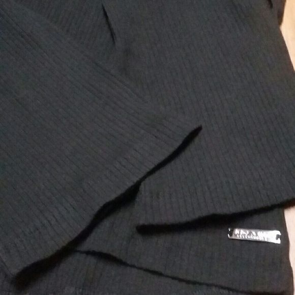 Betsey Johnson Performance Top - Picture 5 of 9